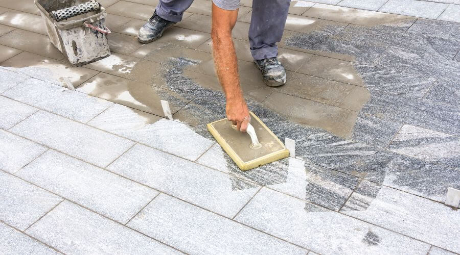 Professional gutter cleaning in Dovray, MN